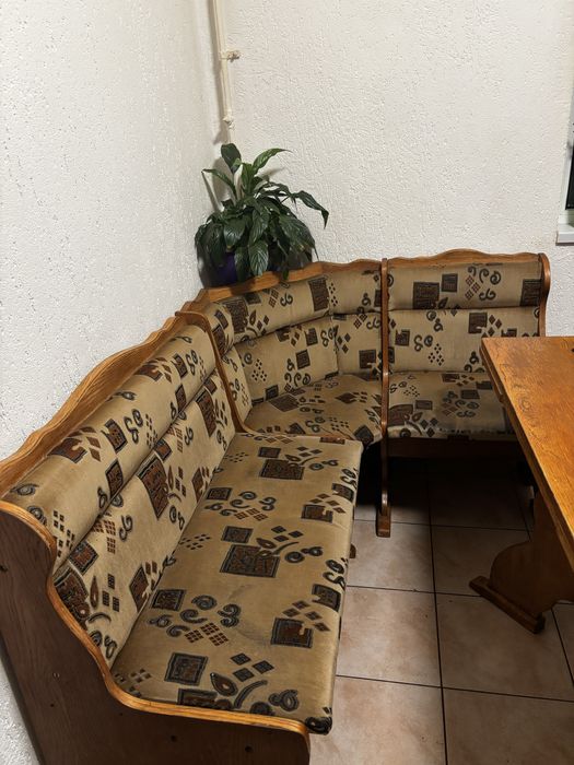 Vand coltar bucatarie+masa din lemn