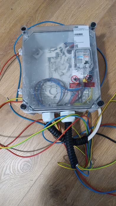 Vand invertor monofazat Huawei 5kW pentru sisteme fotovoltaice