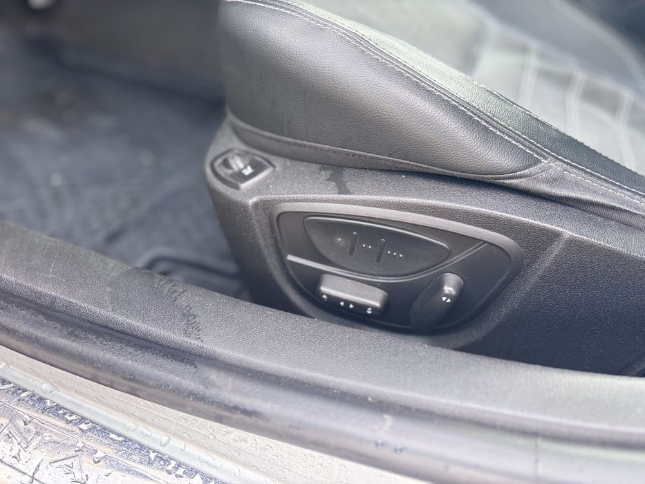 Laguna 3 *Bose *4 control * 178 HP