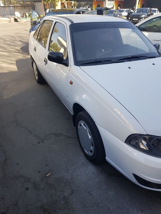 Продам нексию 2,купи и ездий