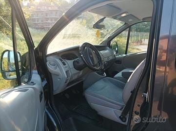 Vand Sau schimb Renault trafic