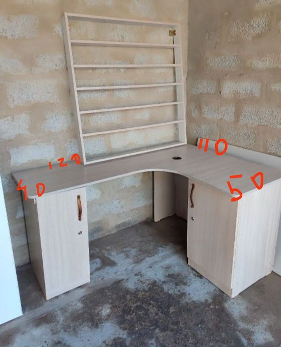 Стол угловой продом