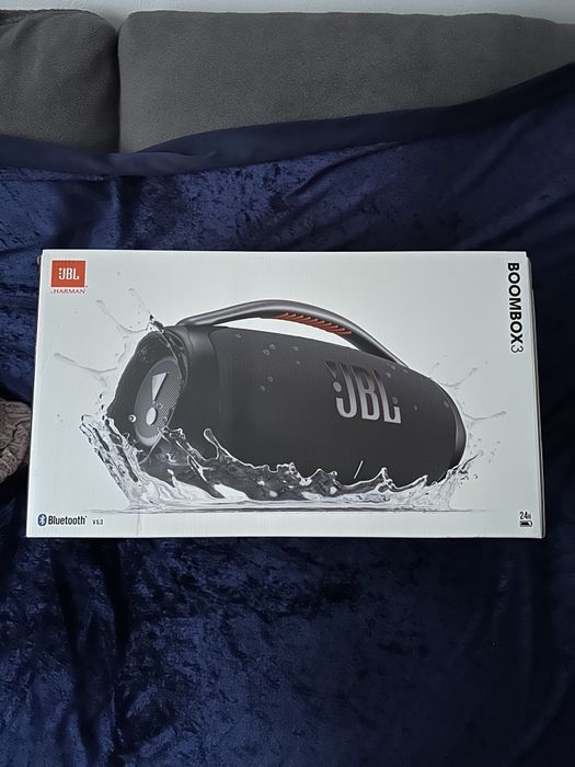 Jbl Boombox 3 nouă pachet complet garanție 2 ani, pret fix 1400 lei!