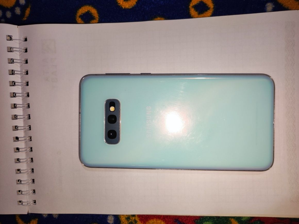 Samsung s10e 6/128gb