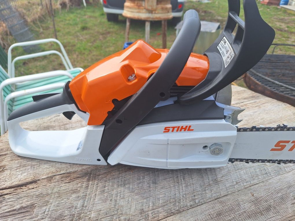 Vând drujba stihl 212