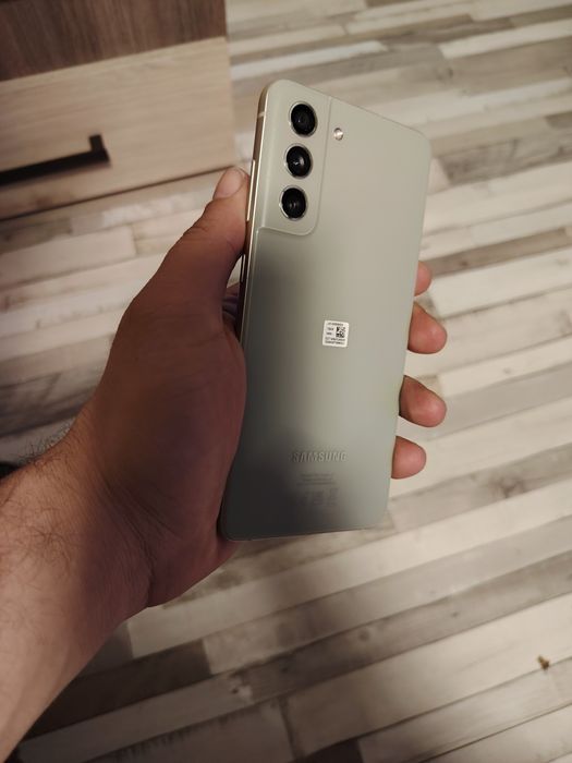 Samsung Galaxy S21 FE