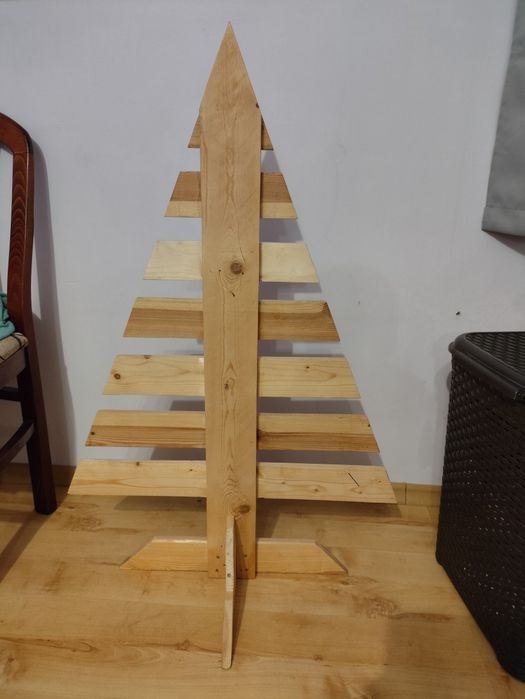 Дървена коледна елха