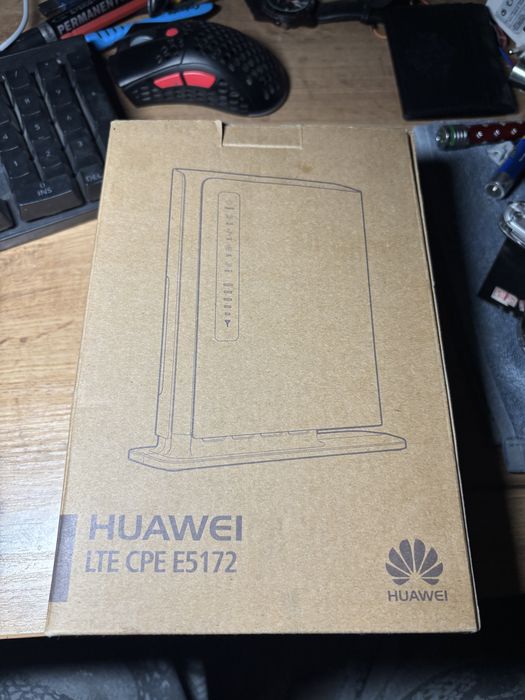 Продам роутер HUAWEI E5172As-22