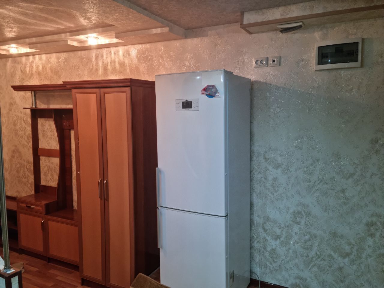 3 хонали Квартира омборхонаси билан
