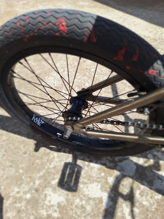 Bicicleta bmx Subrosa Salvador Freecoaster (21" - Gloss Translucent Bl