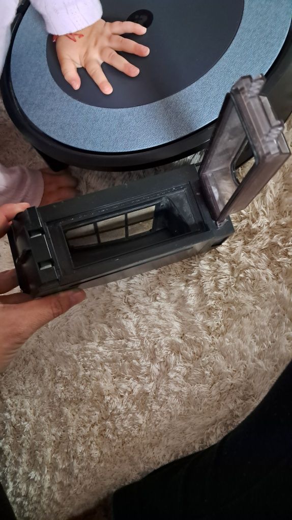 Прахосмукачка Irobot i3