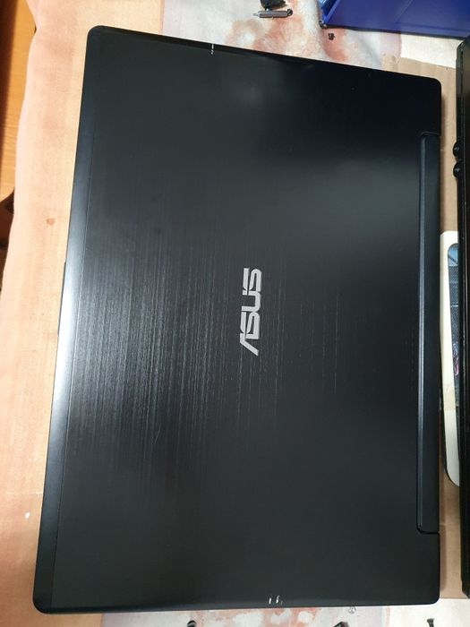 Laptopuri functionale