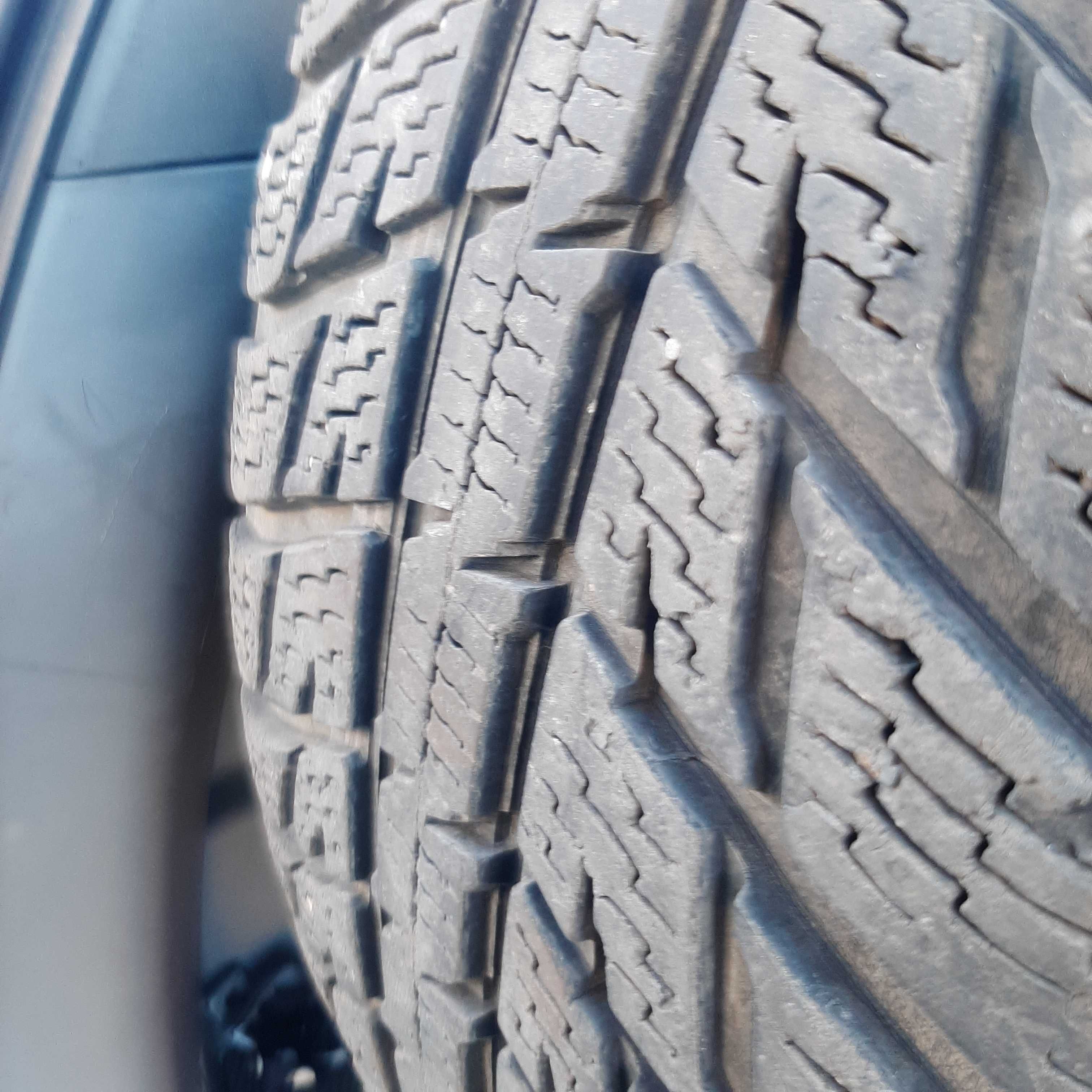 NOKIAN WR SUV 3  225/60 R17