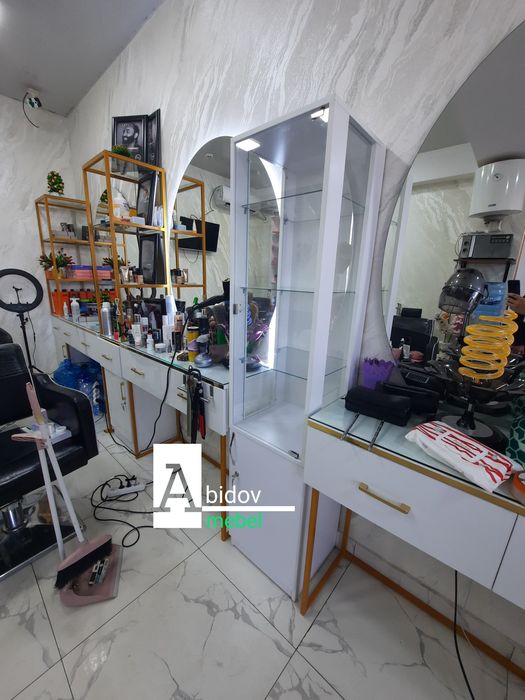 Бизнесингиз учун энг арзон ва сифатлик витрина шкафлари .