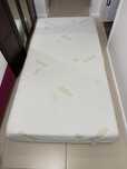 Saltea burete pat 100x200 cu husă