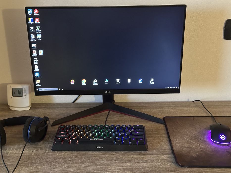 Setup Gaming Complet – PC + Monitor + Periferice