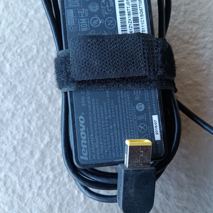 Lenovo 20v incarcator alimentator 50w, 65w si 90w