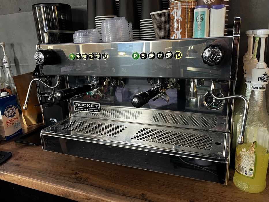 продаю оборудование для кофейни