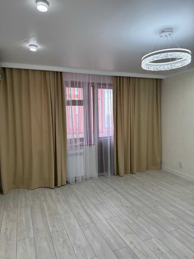 Продам 3-х комн.квартиру на 101 стрл- 8 мкр