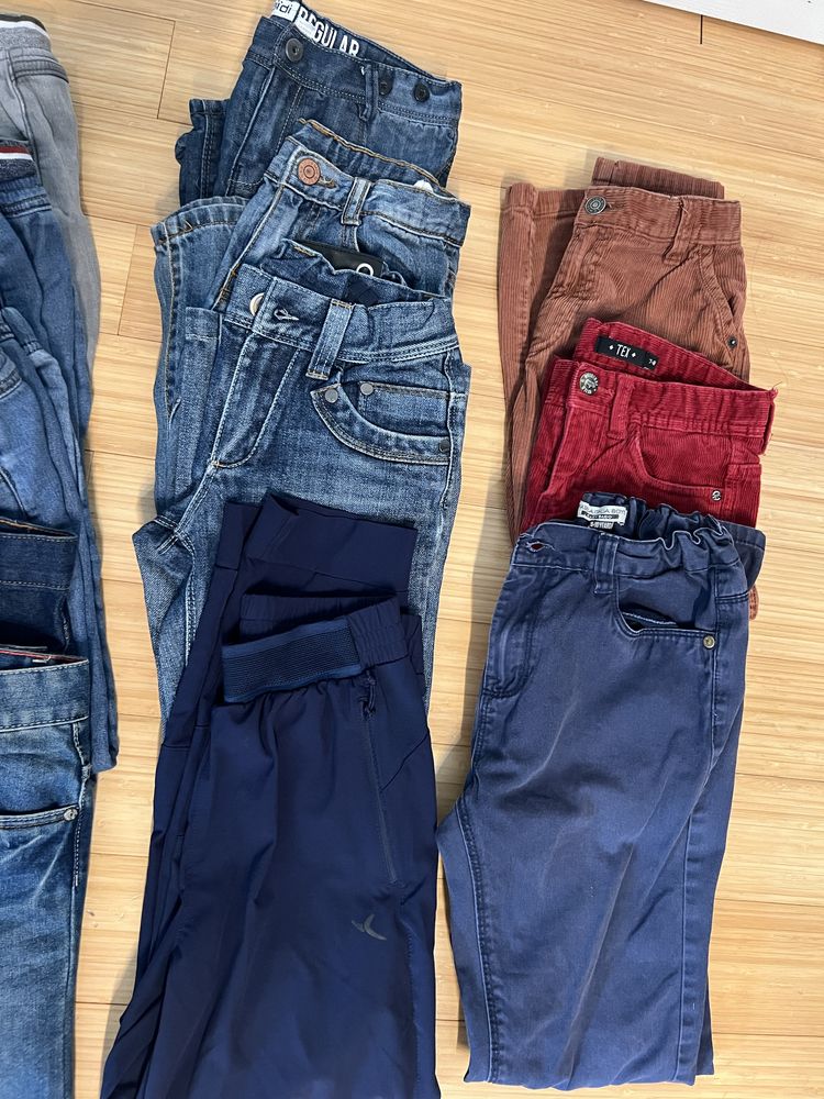Diversi pantaloni/geansi copii