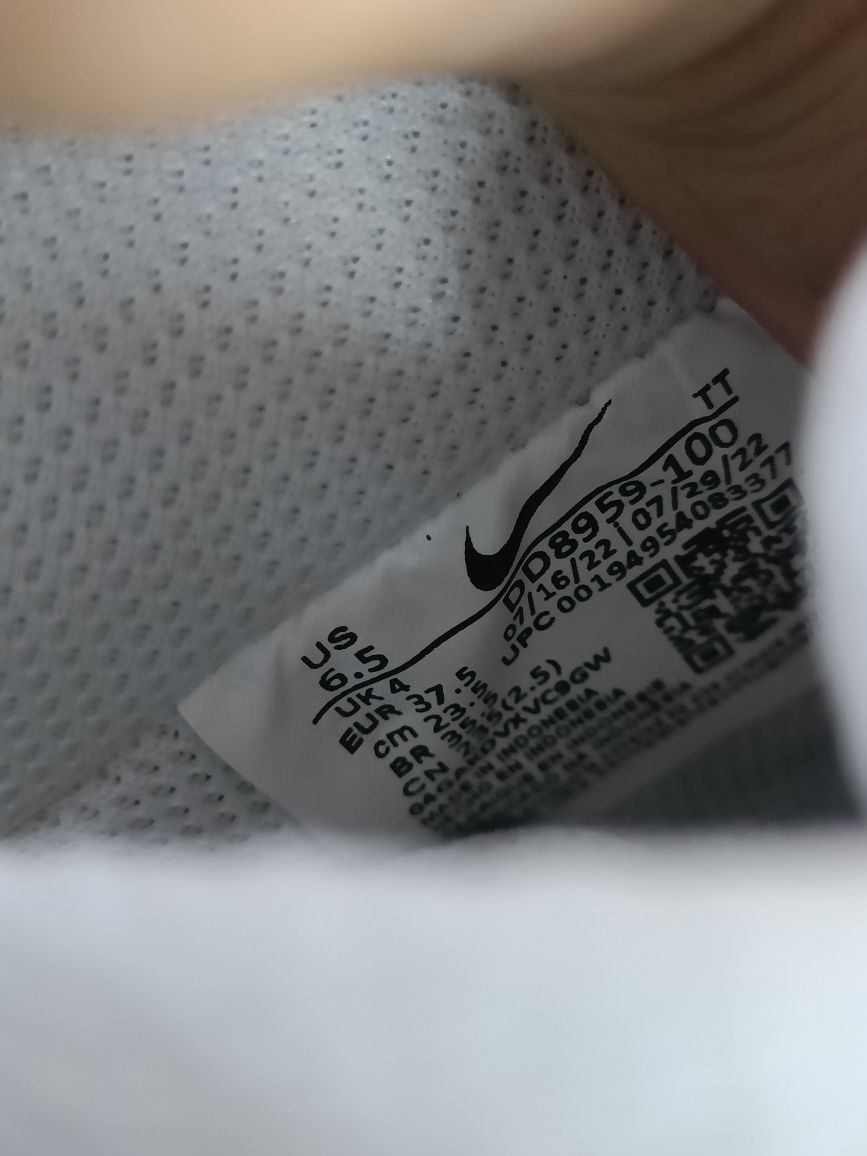 Nike Air Force 1 Low номер 37.5