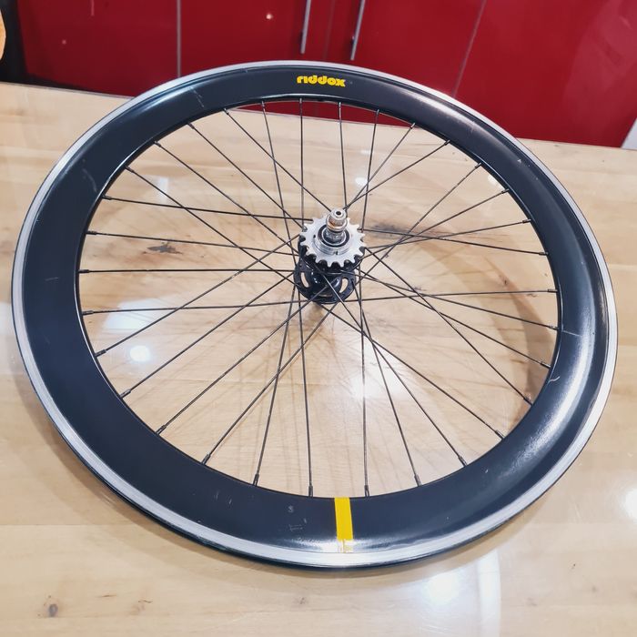 Vand roti de Cursieră  Riddox