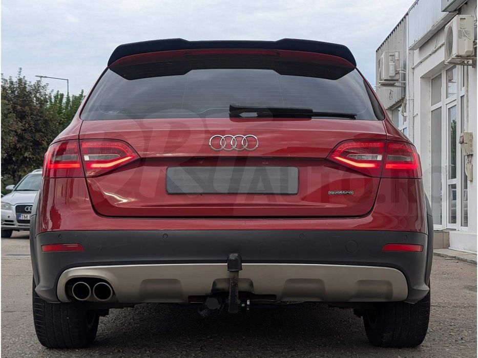 Eleron lunetă Audi A4 B8 Avant Allroad S4 2008–2016 – ABS Negru Lucios