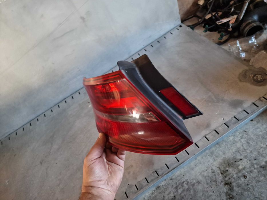 Stop Aripa Stanga Audi A3 8V cod 8V4945095C