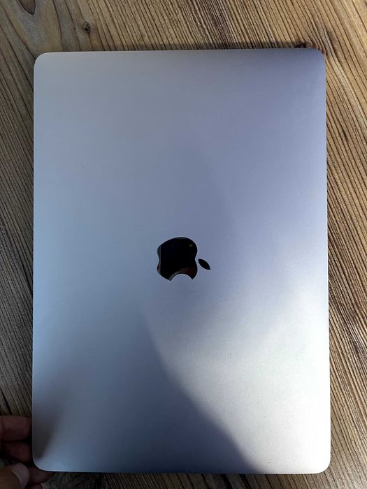 Macbook Pro Core i5 16/256