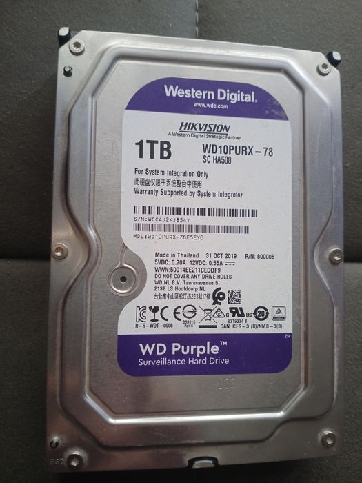 1 TB xotira sotiladi.HHD
