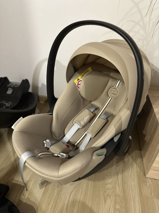 Cybex Gold Cloud G- база + адаптери + стол за кола за новородено