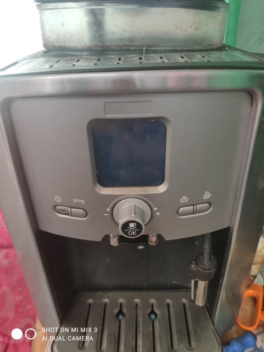 Vând două expresoare Krups