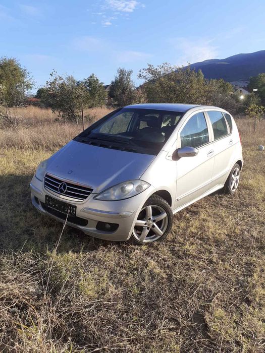 Mercedes-Benz A180