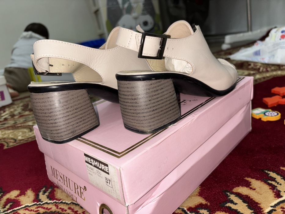 Женская обувь,туфли