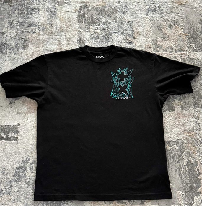 REPLAY tricou editie limitata, marime M oversize (practic L)