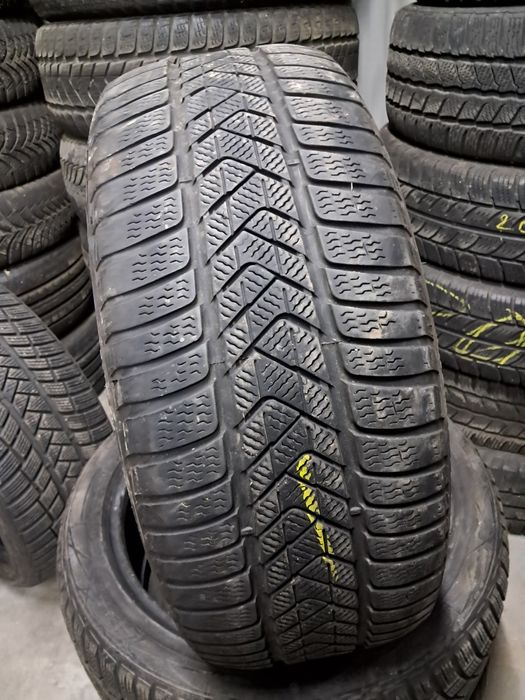 1XAnvelopa second iarna 245 40 R19 Pirelli RFT*