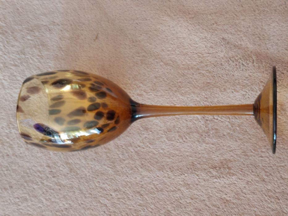 Сервиз 6 броя чаши за бяло вино, Амбър, кехлибар.