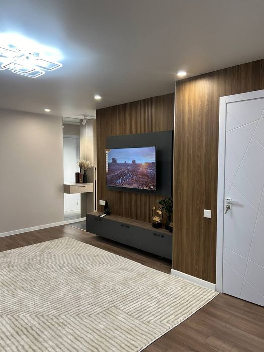 Продается 2в3/4/5. Балкон 2*6. Мукими