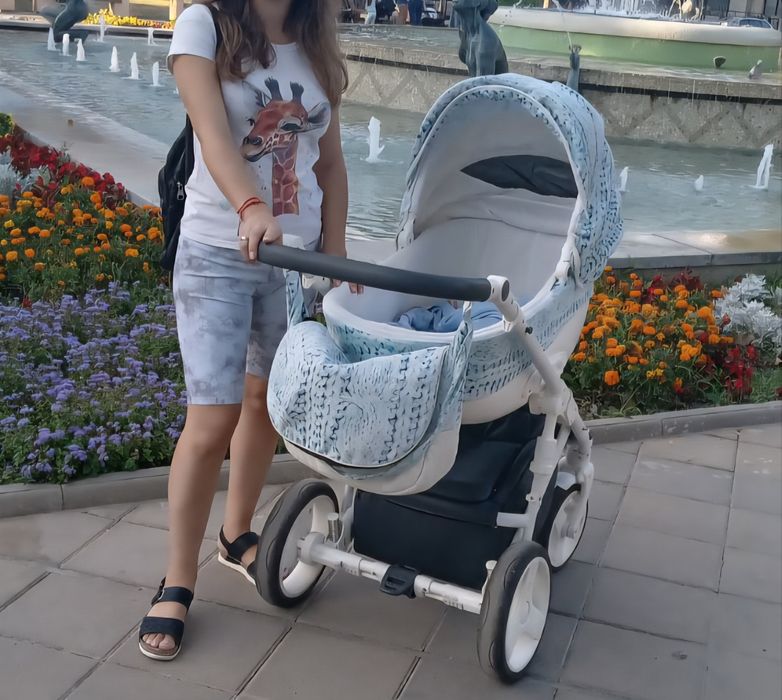 Бебешка количка Bexa Cube 2 в 1