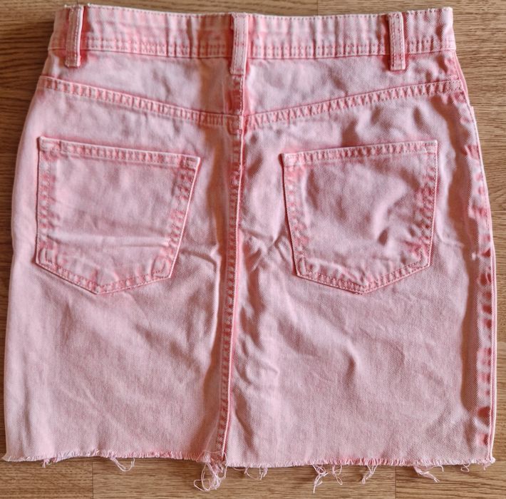 Fustă scurtă din jeans roz