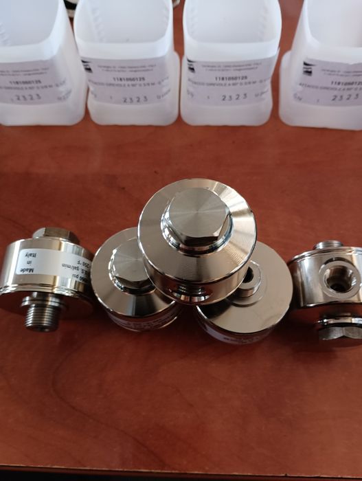 Механизъм за въртящо рамо за автомивка