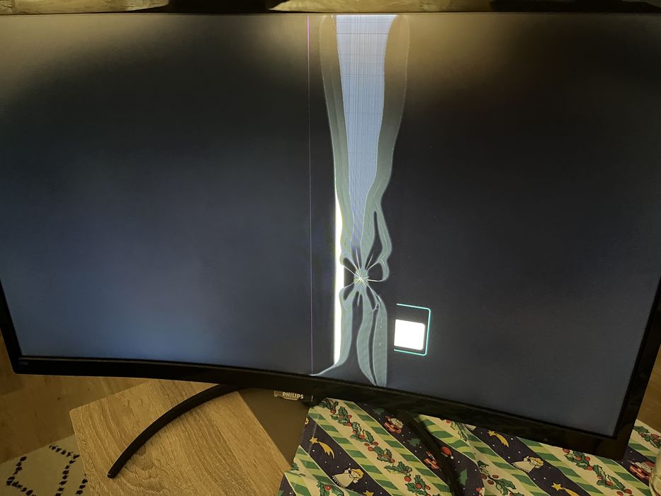 Monitor curbat philips defect 80 diagonala