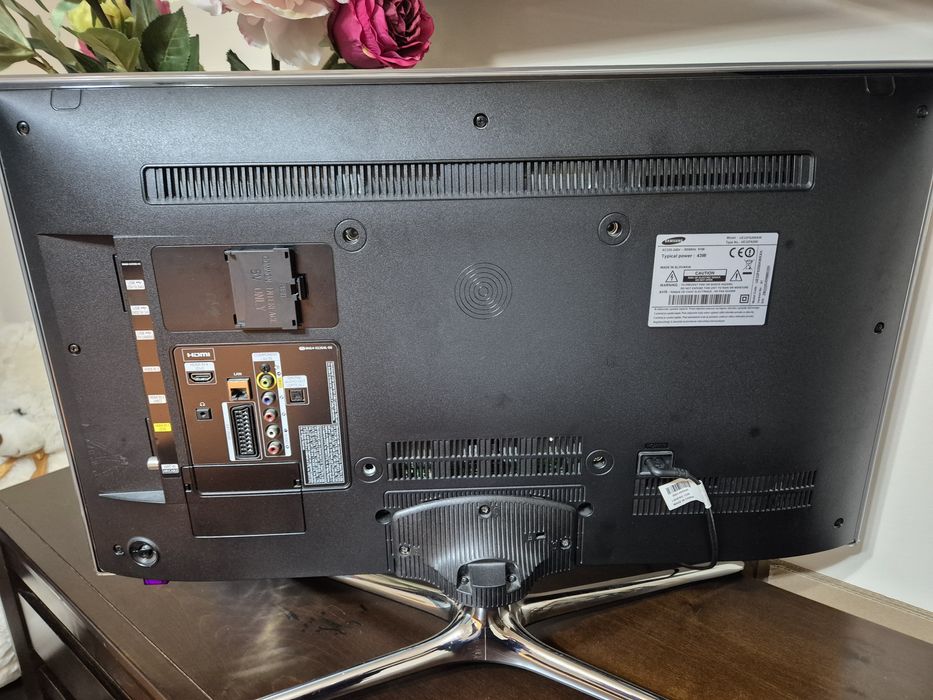 Televizor Samsung UE32F6200 – 32" Full HD Smart TV,diagonala 81 cm

Ch