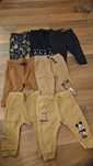 Lot 7 perechi de pantaloni
Măsura 74
50 de lei