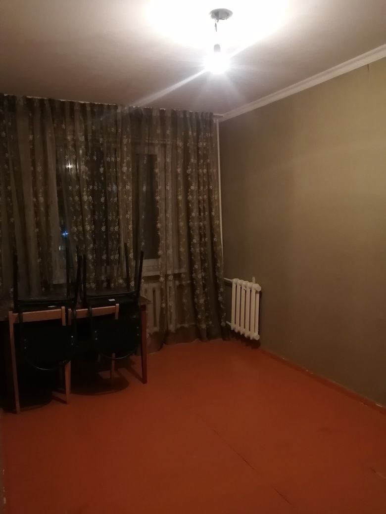 Микрорайон Самал, 10 дом, 4 этаж