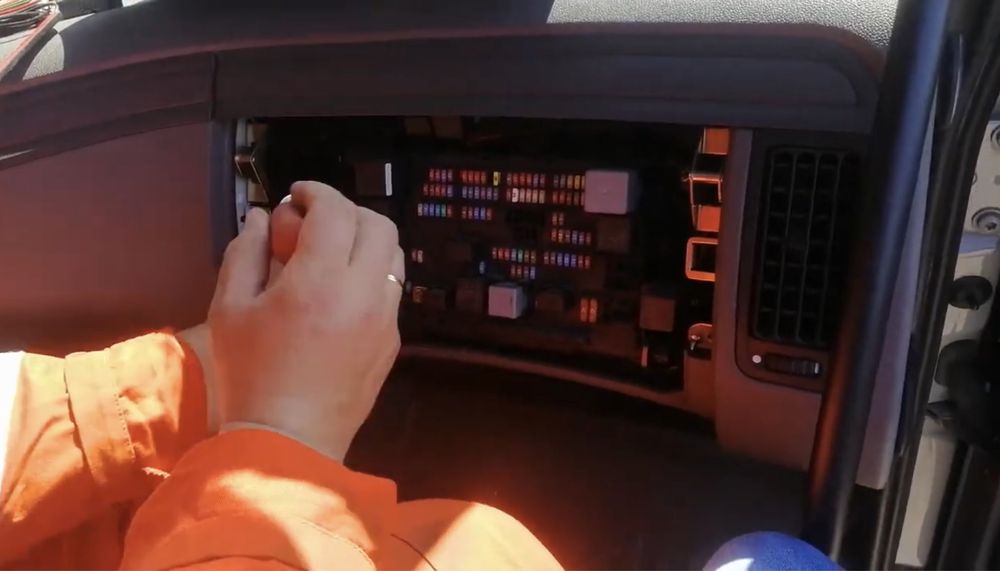 Мониторинг Транспорта Слежение авто GPS трекеры  ДУТ датчик уровня