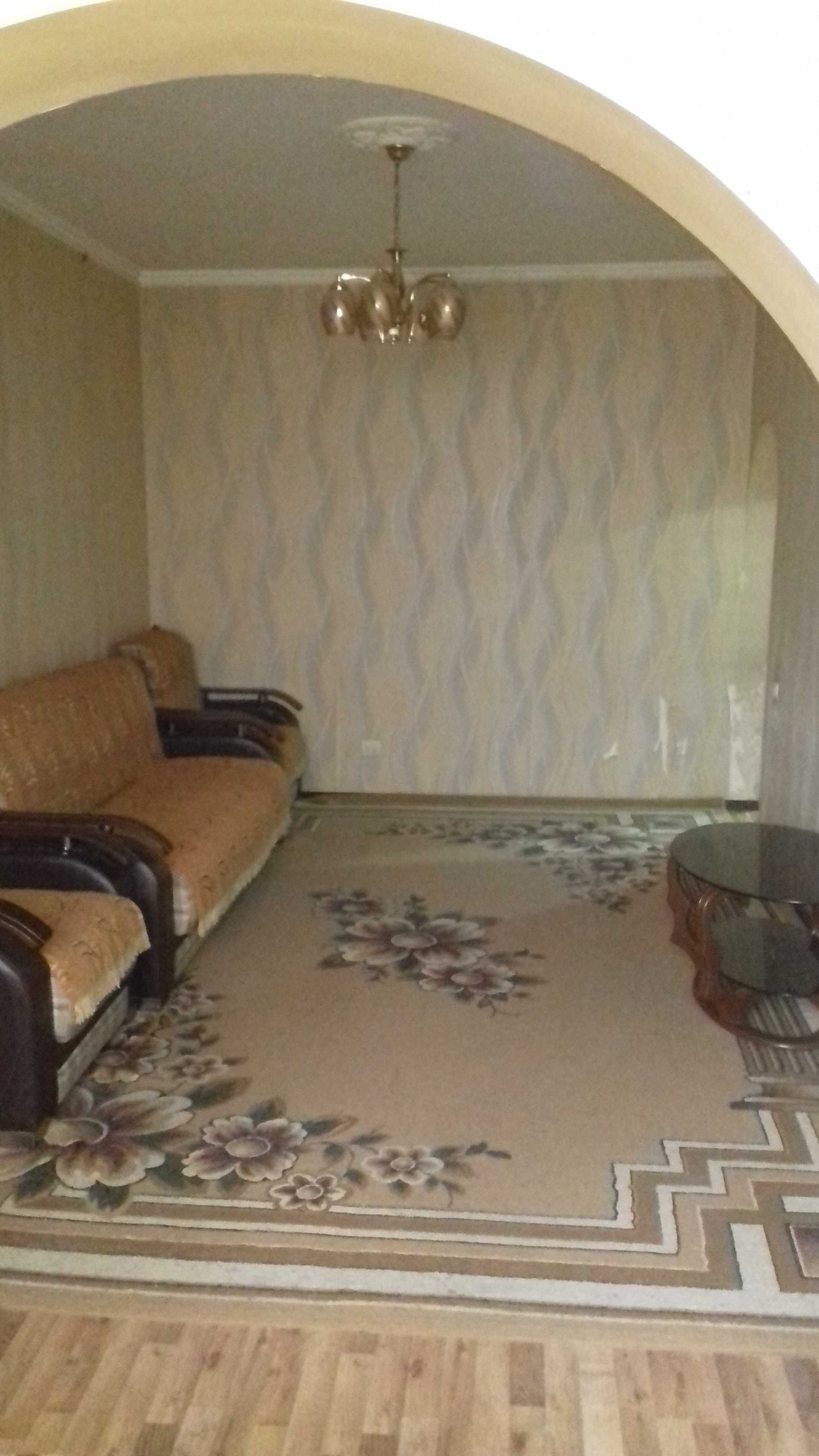 Продается трёх комнатная квартира на Сергели 5