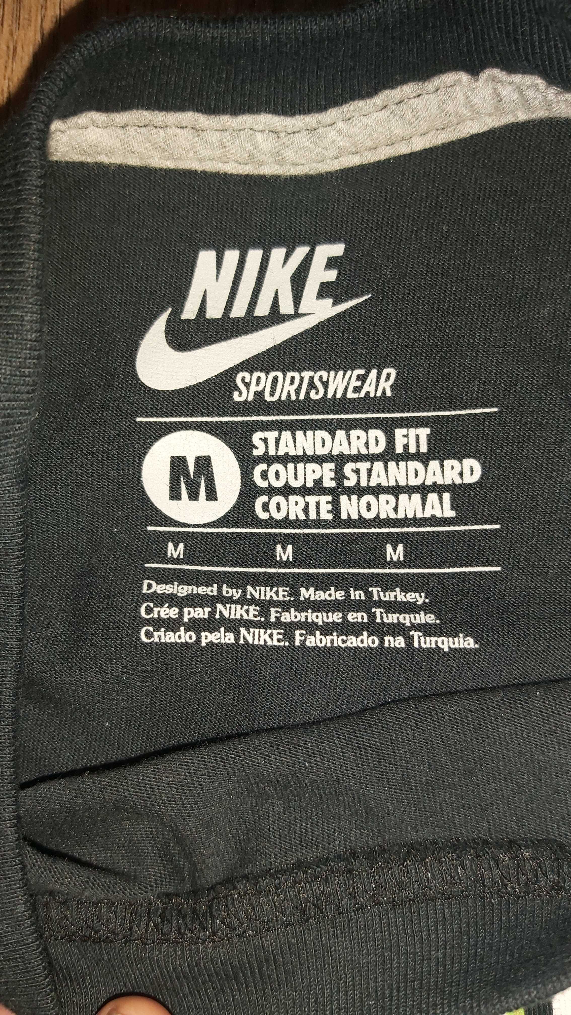 Мъжка тениска Nike - Размер М