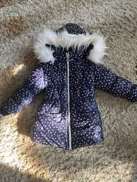 Куртка на девочку 3-4 года ранюю весну продам за 3000тг