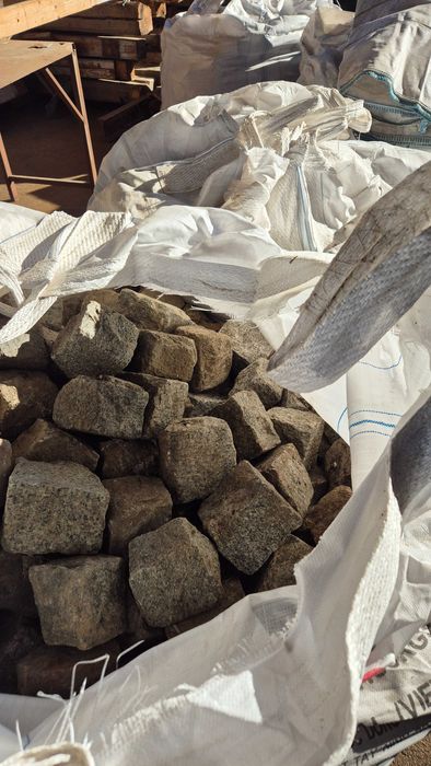 Гранитни павета 10х10